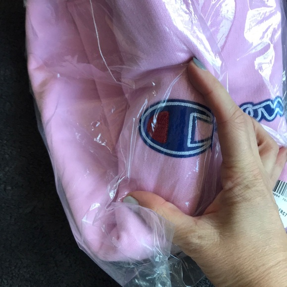 Champion Fleece Boyfriend Crew Neck Sweatshirt - Picture 7 of 8